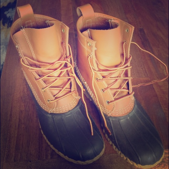 L.L Bean Duck Boots Sz 8 Thin Insulated ❤️❤️