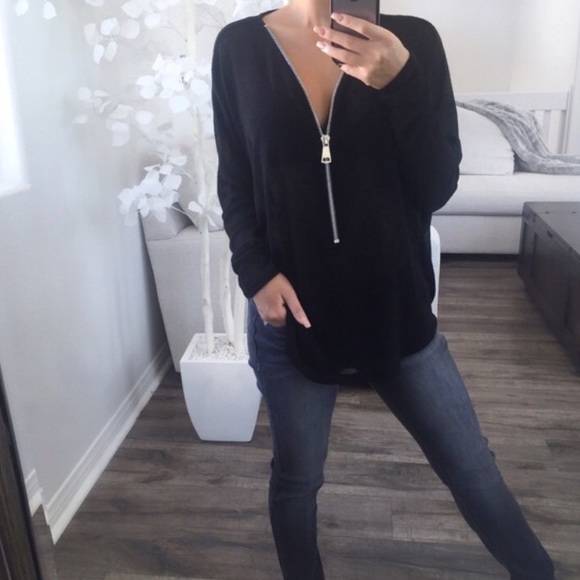 NWOT Black Knit Zipper Dolman