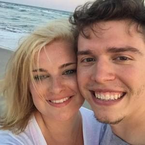 Meet your Posher, Summer