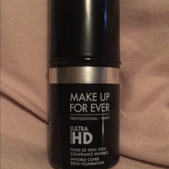 MUFE Ultra HD Foundation Stick Y225