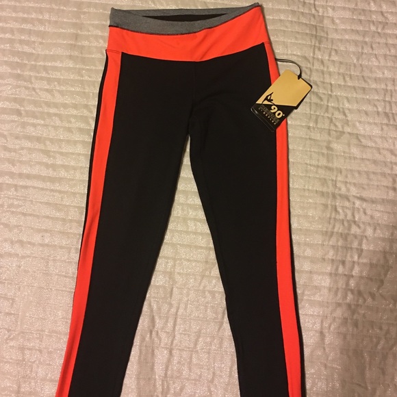 🎉NWT 90 Degree Workout Pants. Black/ Orange