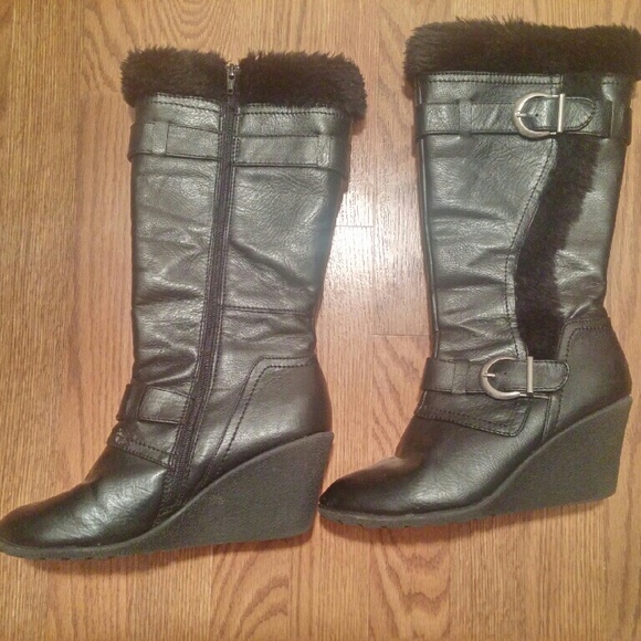 Black Fur Boots