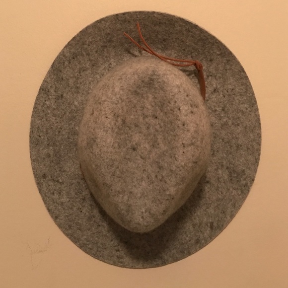 WOOL HAT