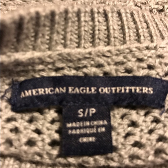 BNWOT American Eagle Gray Crew Neck - Picture 3 of 4