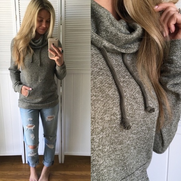 NWOT Green Funnel Neck Pullover