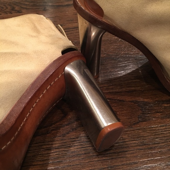 CELINE. BAM BAM. Size 39. Amazing Color! - Picture 3 of 4