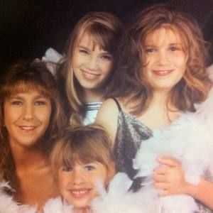 Meet your Posher, Loretta