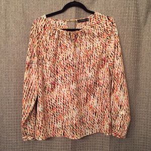 Long sleeve keyhole top
