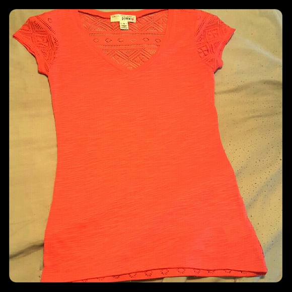 V- neck shirt