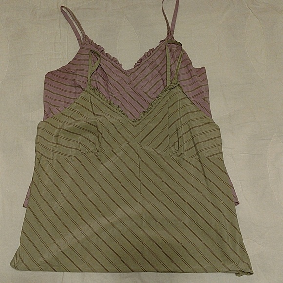 2  Tank tops