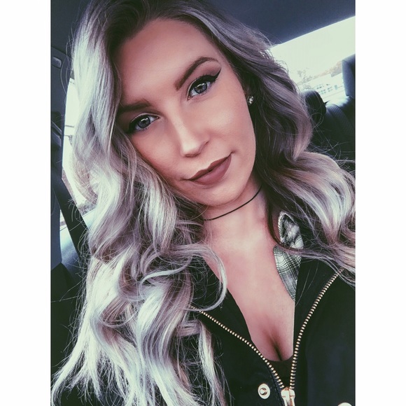 Meet your Posher, Taryn