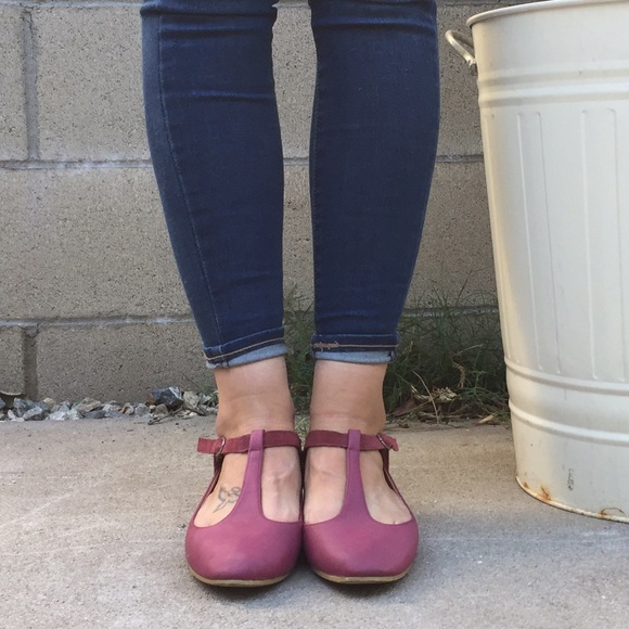 Pink Kimchi Blue suede leather flats