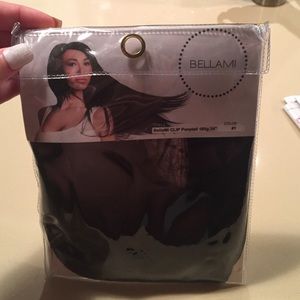 Jet black ponytail extension - 180 g 24"