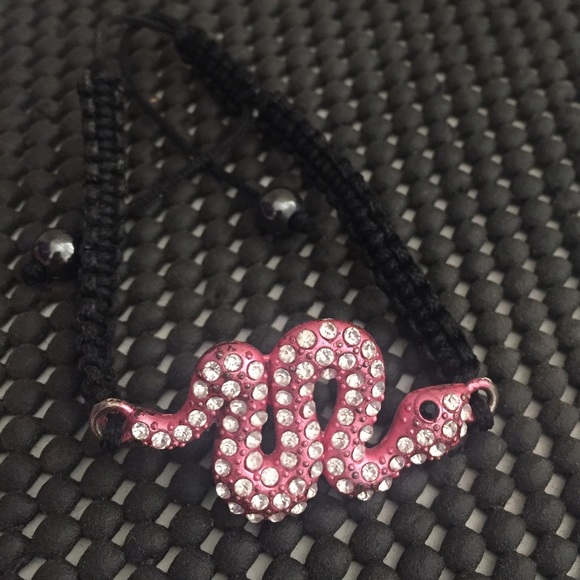 Snake bracelet