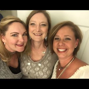 Meet your Posher, Kelli