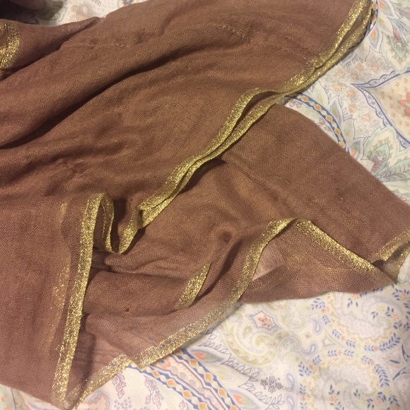 Scarf - Picture 2 of 3