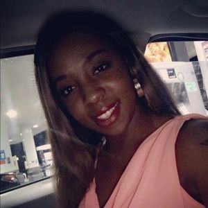 Meet your Posher, Carolyn