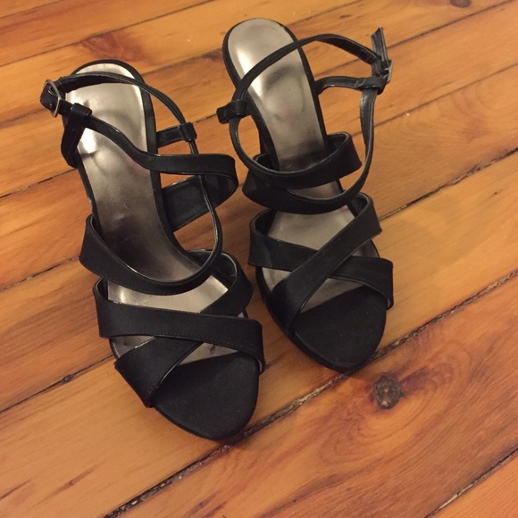 Strapping heels