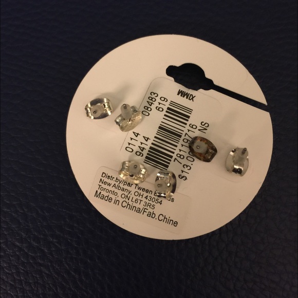 Flower earrings for tweens - Picture 2 of 2