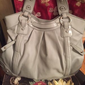 💫EUC Nine West grey handbag, very spacious!