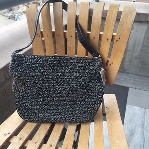 🔥Saks Black and White Carpet Bag 💼🔥