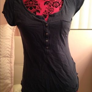 Hollister button top