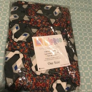Lularoe OS leggings. Geometric wolf/husky. Rare!