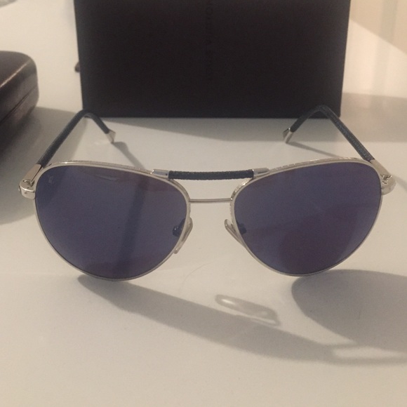 Silvertone Metal Pilot Aviator Sunglasses Z0659U