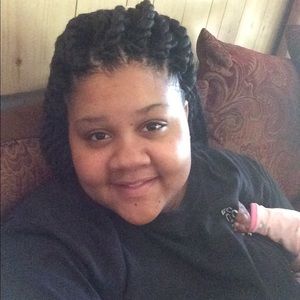 Meet your Posher, Shaniqua
