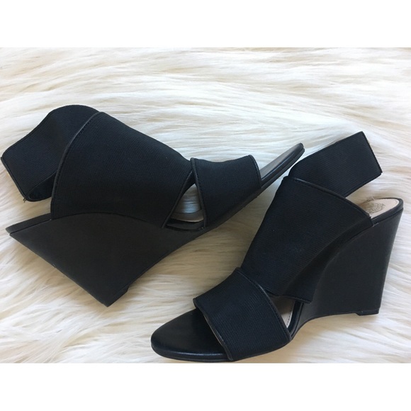 Vince Camuto Xylia Peep Toe Wedge Sandal 8.5 - Picture 2 of 4