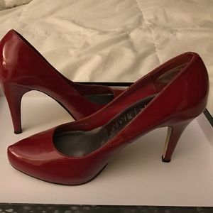 White House black market shoes