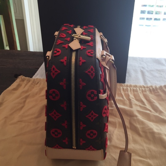 Bowling bag - pre Fall 2013- brand new - Picture 2 of 4