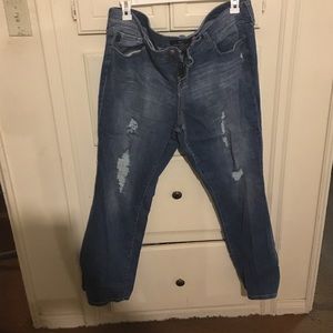 Torrid relaxed boot cut distressed jeans sz 20