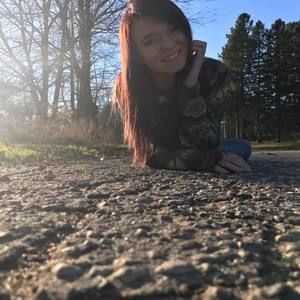 Meet your Posher, Anna