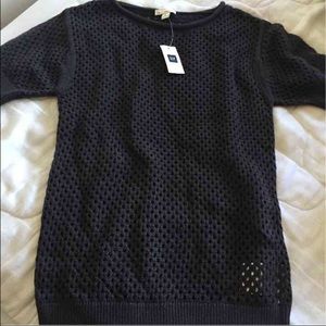 Gap sweater