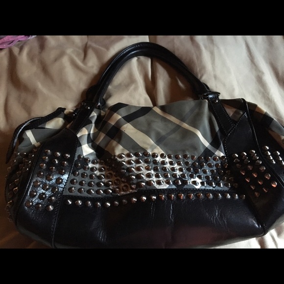 Burberry handbag - Picture 1 of 2