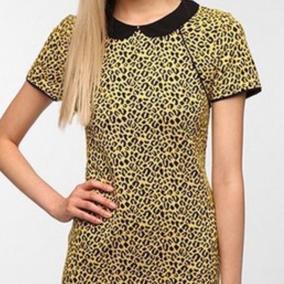 ❄️Urban Outfitters Mini Dress❄️