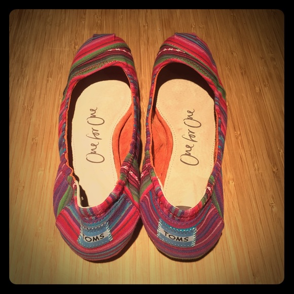 Toms one-for-one women's size 8