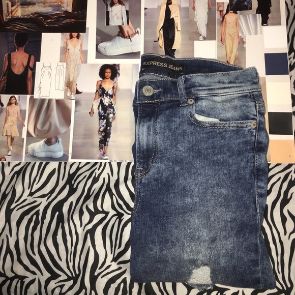 Express jeans high rise legging size 4R