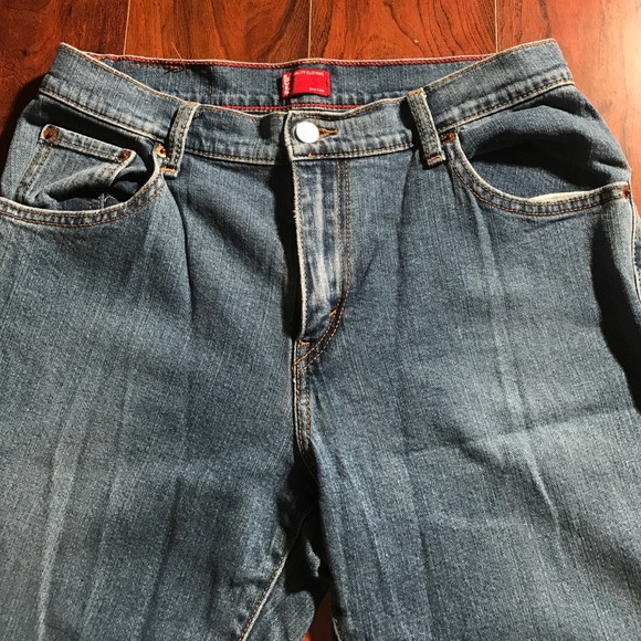 Levi's quality jeans! - Picture 2 of 4