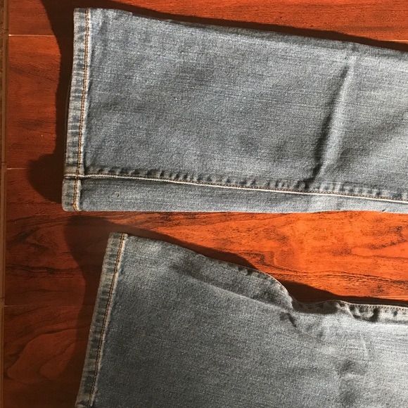 Levi's quality jeans! - Picture 3 of 4