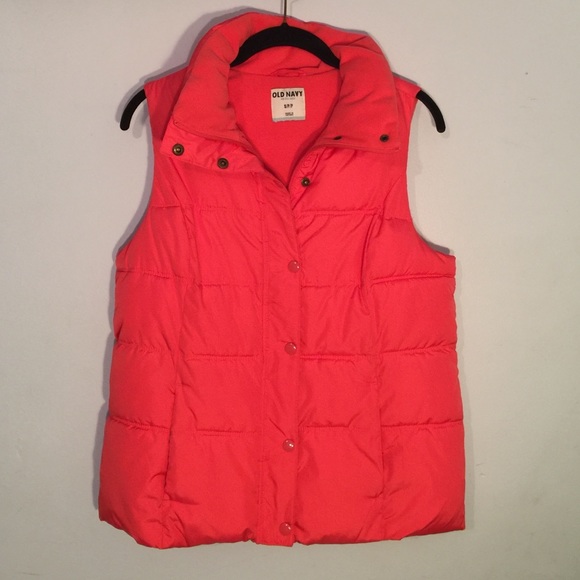 Old Navy fleece vest