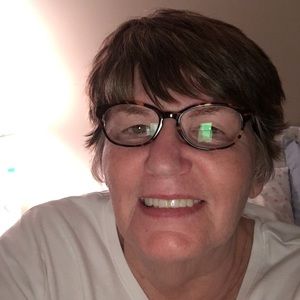 Meet your Posher, Debbie