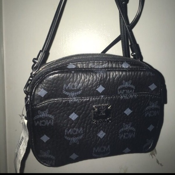 MCM cross-body - Picture 2 of 2