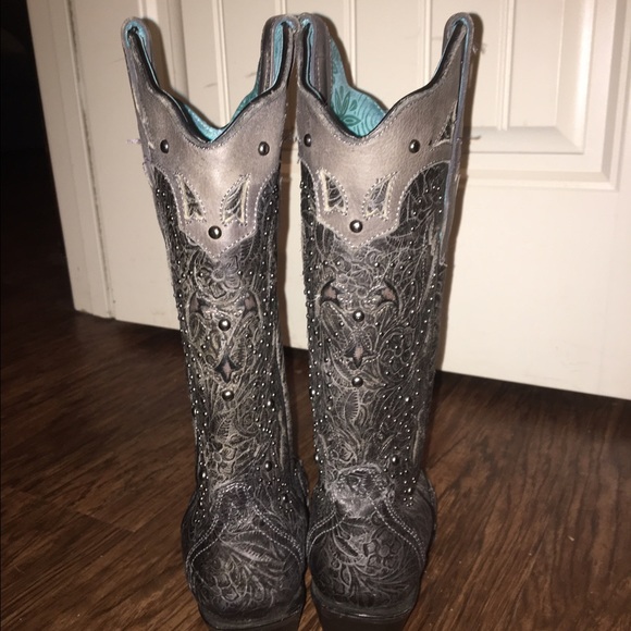 Corral Cowgirl boots. Only worn once. - Picture 2 of 4