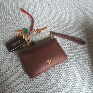 Beautiful Tory Wristlet!