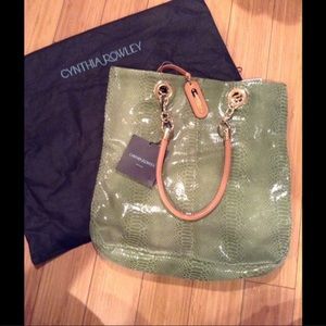 **Final Cut** Brand New Cynthia Rowley Handbag