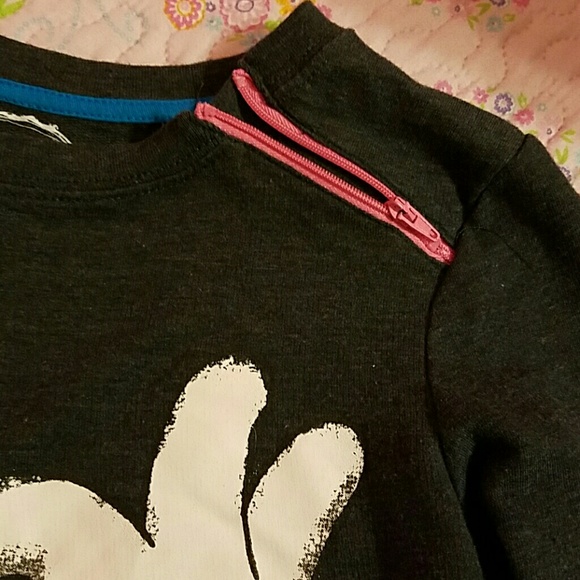 Disney shirt - Picture 2 of 2