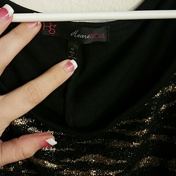 Top - Picture 3 of 3