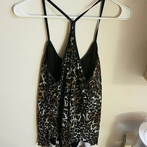 Top - Picture 2 of 3